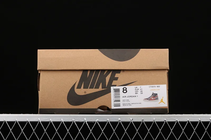 All categories Air Jordan Jordan series basketball shoes Air Jordan 1 High Z version Air Jordan 1 Zoom CMFT AJ1 Joe 1 bean paste dirty powder CT0979-602
